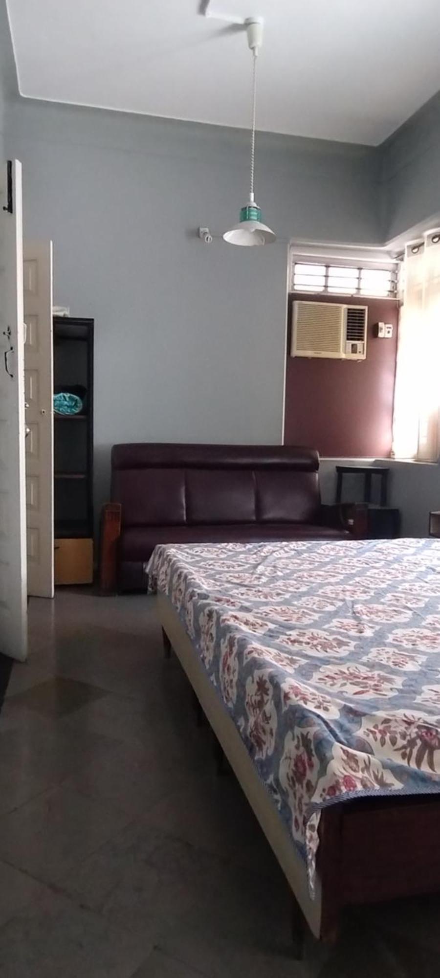 Madhav Bhavan Guest House Pune Exteriör bild